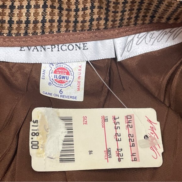 Lord + Taylor Women’s Vintage Style High-Waisted Houndstooth Pleated Shorts Sz 6 - Picture 7 of 8